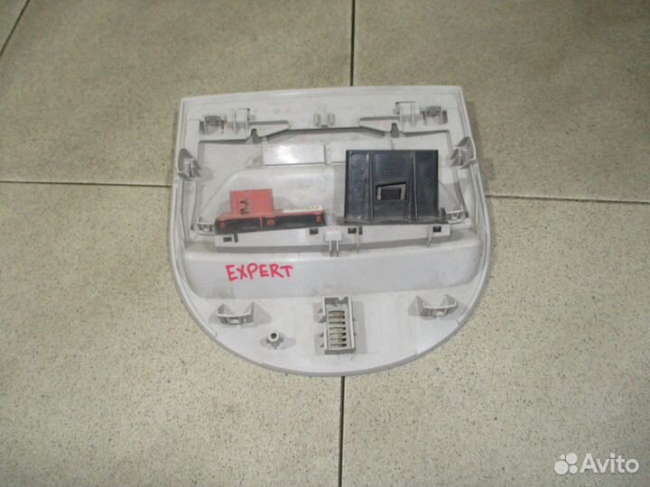 Накладка декоративная Peugeot Expert II 2007-2016