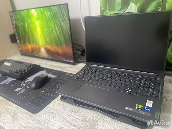 Ноутбук Lenovo legion Y7000P IRH8