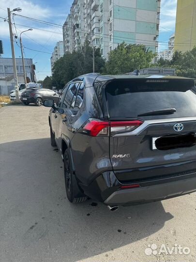 Toyota Rav 4 2.5 Hybrid G 4WD под заказ 3-5 дней