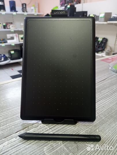 Графический планшет One by Wacom