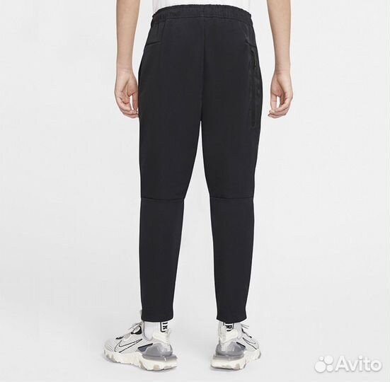 Штаны Nike Tech Sportswear