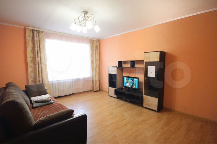 2-к. квартира, 54 м², 1/5 эт.