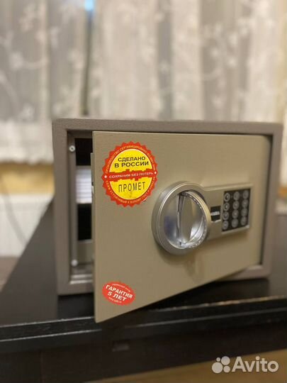 Вскрытие авто / Замена замков / Вскрытие дверей