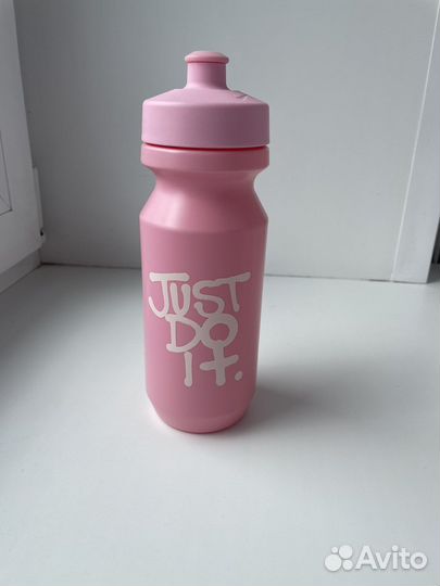 Бутылка nike новая