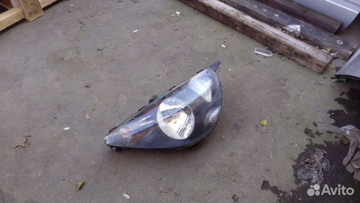 Honda fit GD GE c 2001 фара левая и правая 1680