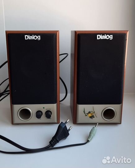 Компьютерные колонки Dialog