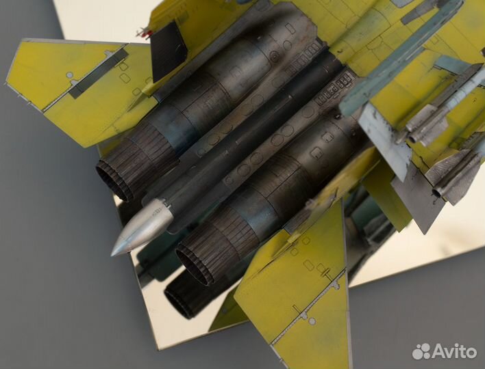 Модель Kinetic SU-33 1/48