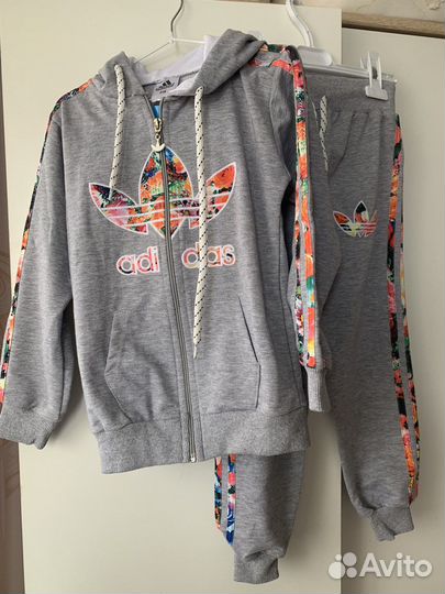 Спортивный костюм adidas для девочек