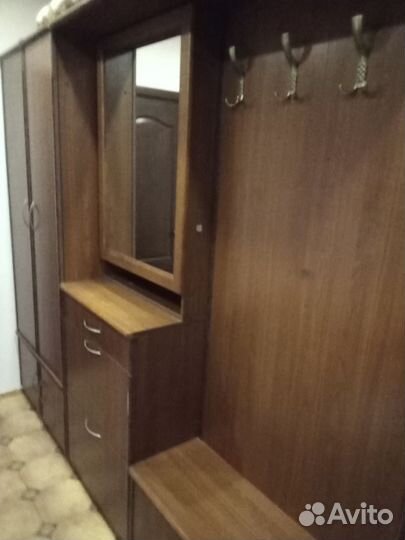 Шкаф в прихожую