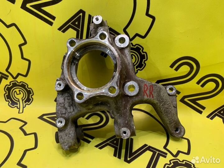 Цапфа (поворотный кулак) задняя правая Volkswagen