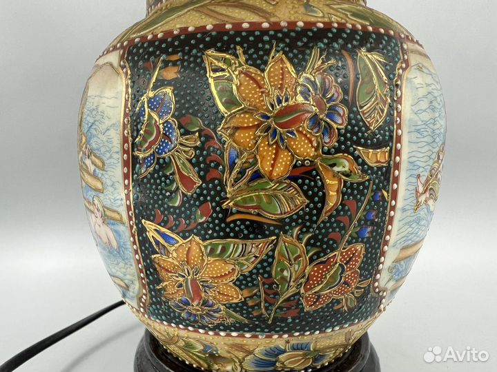 Старинная фарфоровая китайская настольная лампа