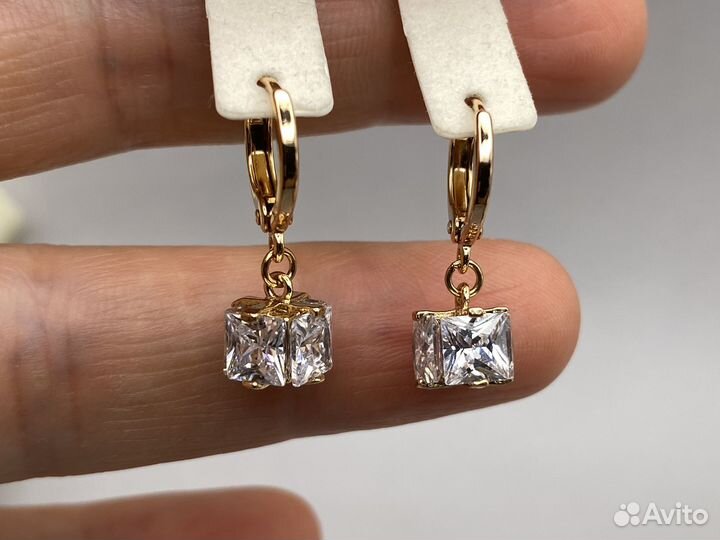 Стильные серьги. Новые