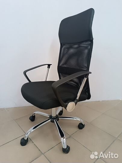 Компьютерное кресло новое