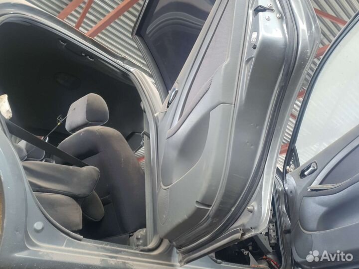 Дверь передняя правая Chevrolet Lacetti хэтчбек