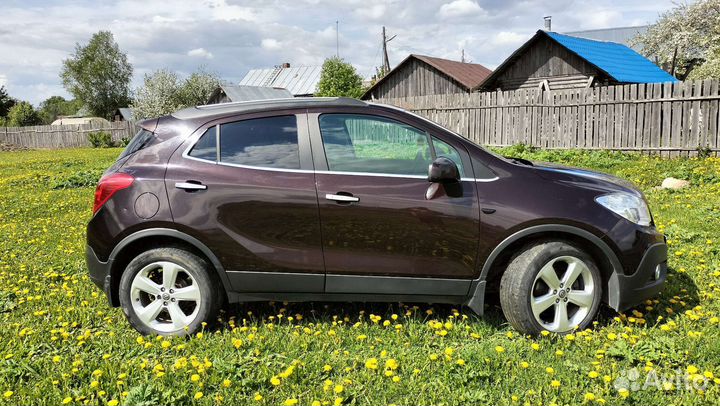 Opel Mokka 1.8 МТ, 2012, 100 000 км
