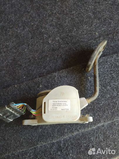 Электронная педаль газа