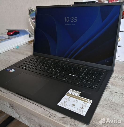 Asus VivoBook 17x K3704VA (i9)