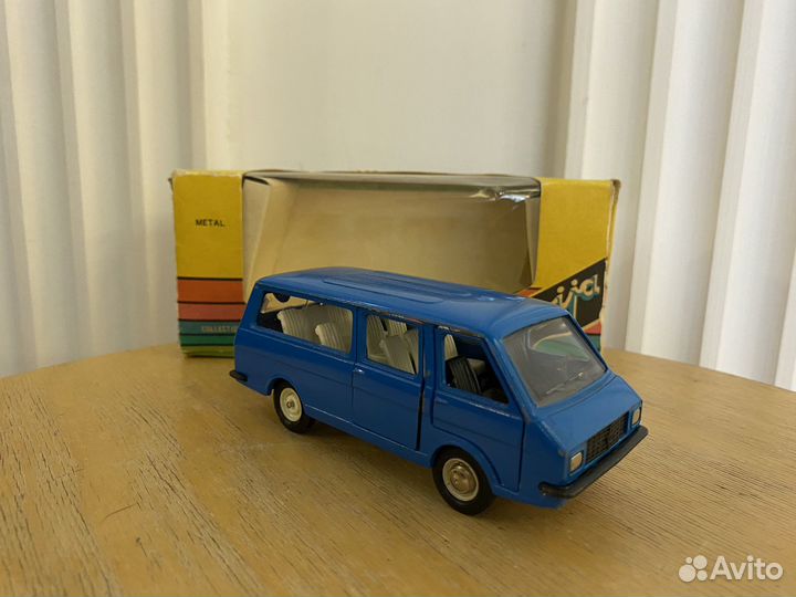 Модель 1:43 Раф RAF СССР