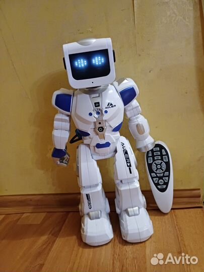 Радиоуправляемые робот