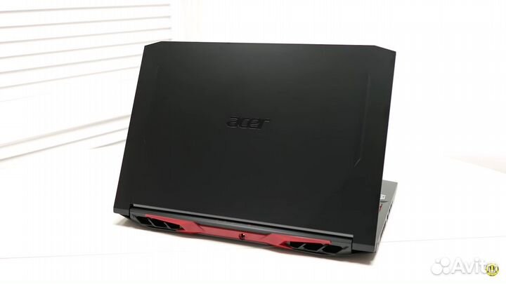 Игровой ноутбук Acer Nitro 1650Ti/Ryzen 5/16GB/144