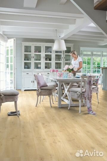 Пвх-плитка Quick-Step Livyn Бежевый дуб