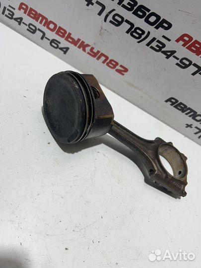 Поршень с шатуном 1.8 литра, AWT