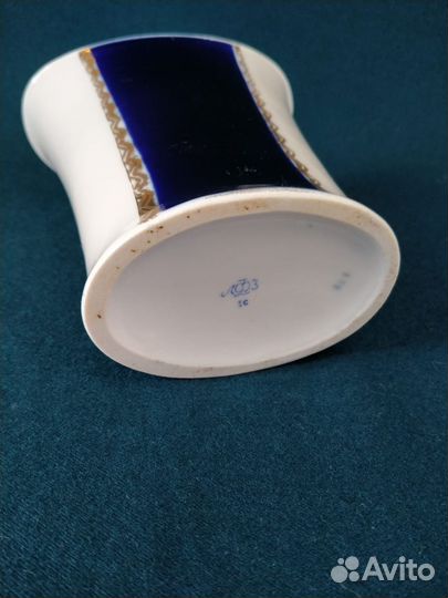 Ваза для цветов лфз