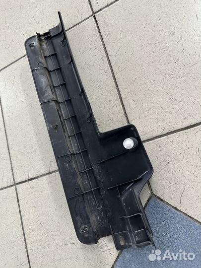 Накладка порога передняя Сузуки Suzuki SX4 2010