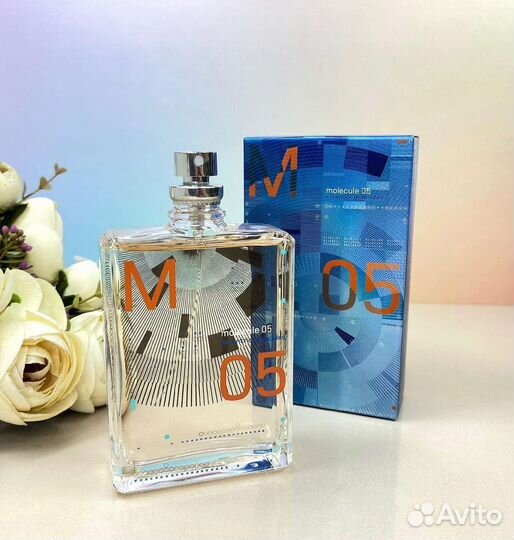 Escentric Molecules Molecule 05