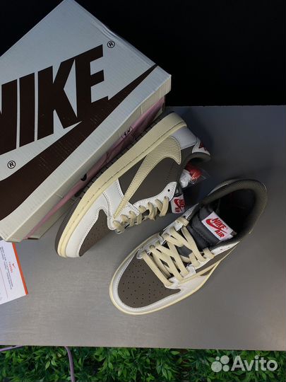 Кроссовки Nike Air Jordan 1 Low Travis Scott mocha