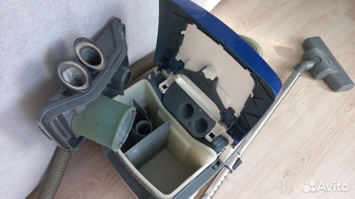 Пылесос Zelmer моющий