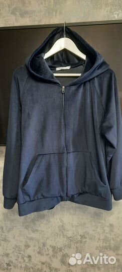 Спортивный костюм женский