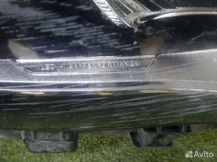 Фара правая Mercedes-Benz GLA-Class