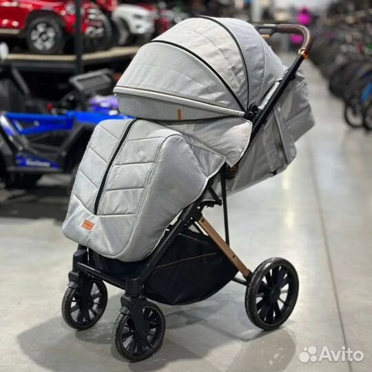 Прогулочная коляска с перекладной ручкой Luxmom H2