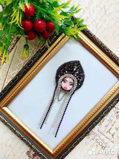 Брошь ручной работы