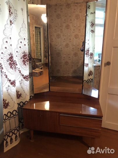 Трюмо трельяж с зеркалом