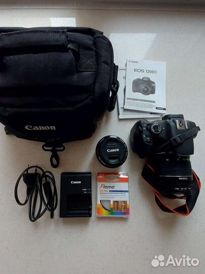 Зеркальный фотоаппарат canon 1200d