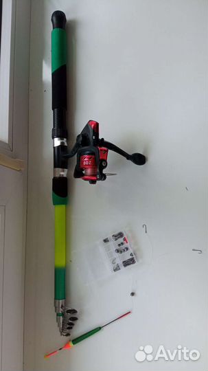 Удочка телескопическая с катушкой 2,7 м