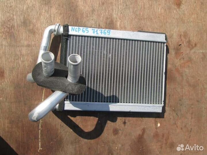 Радиатор печки Toyota Ist NCP65 1NZ-FE 2004/5