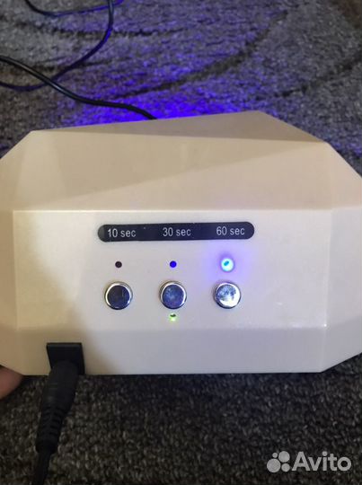 Лампа для ногтей