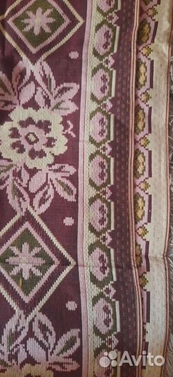 Покрывало на кровать новое. Размер 200150см