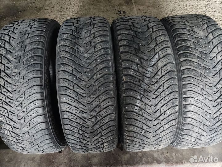 Nokian Tyres Hakkapeliitta 8 265/65 R17 116T