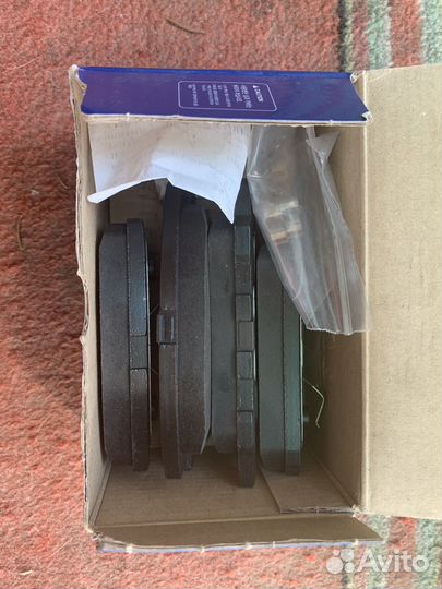 Тормозные колодки задние Mitsubishi