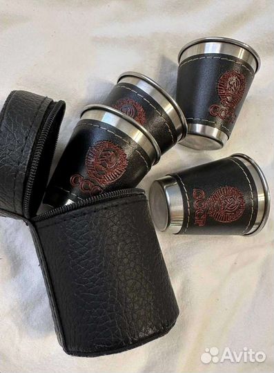 Набор стаканчиков с чехлом