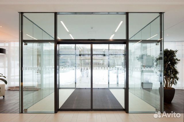 Ремонт автоматических раздвижных дверей