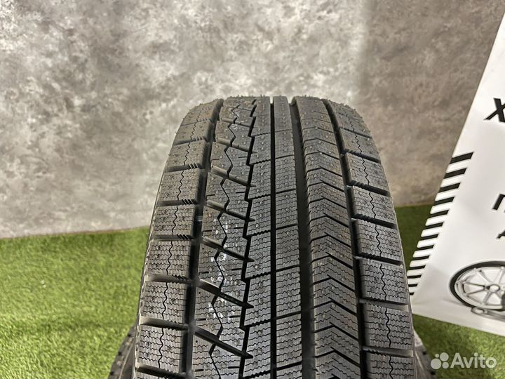 Bridgestone Blizzak VRX 225/55 R16 95S