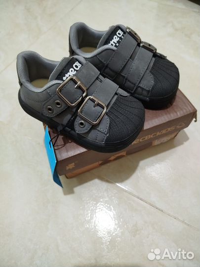 Кроссовки детские (муж.и женс.)