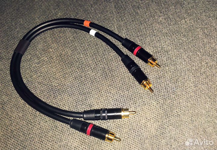 Межблочный аудио кабель Canare RCA- RCA, 1 метр