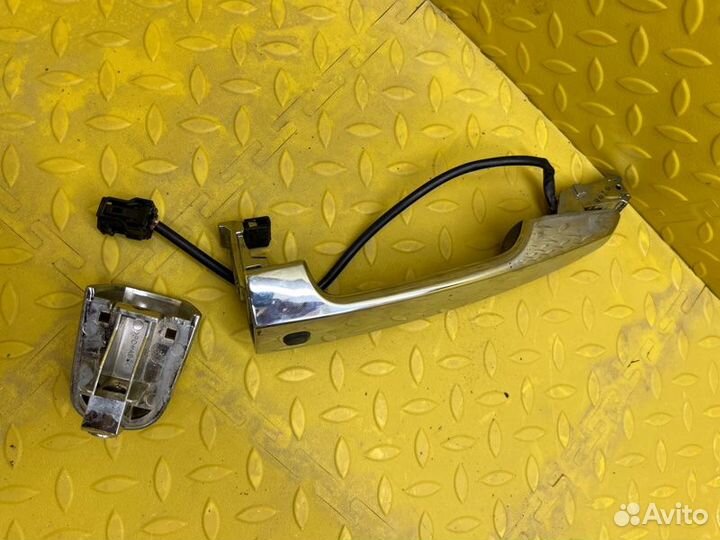 Ручка двери внешняя передняя левая Mitsubishi