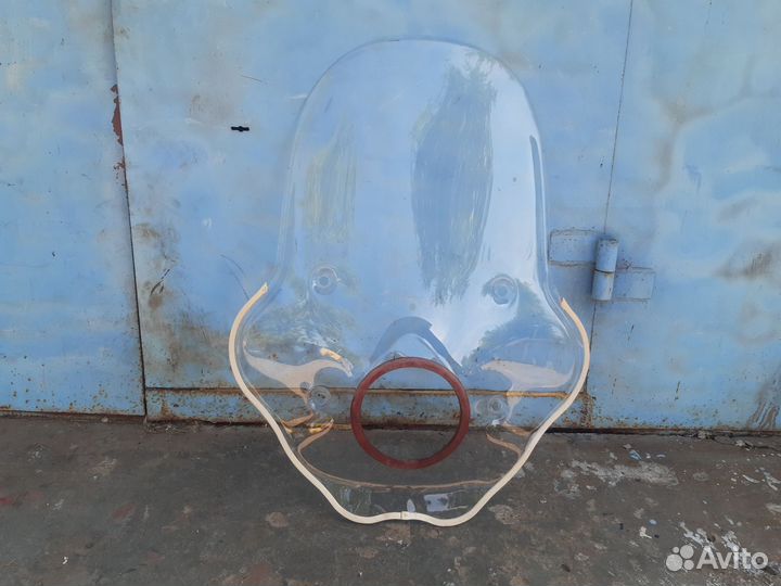 Ветровое стекло на Яву